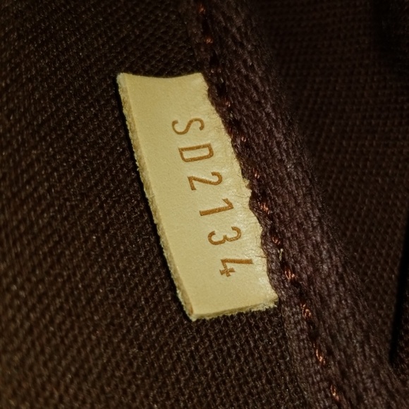 SOLD Authentic Louis Vuitton Bag - Picture 6 of 8